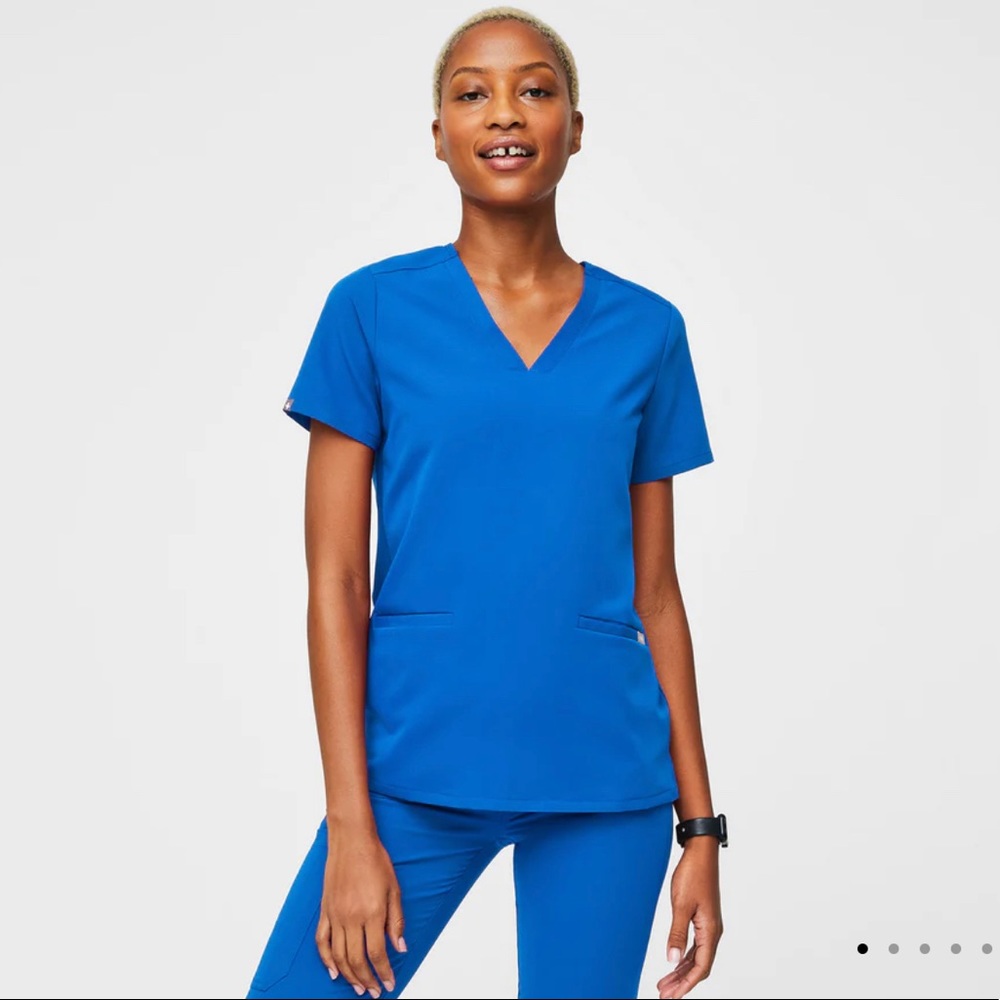 FIGS Casma scrubs top XL color Royal Blue